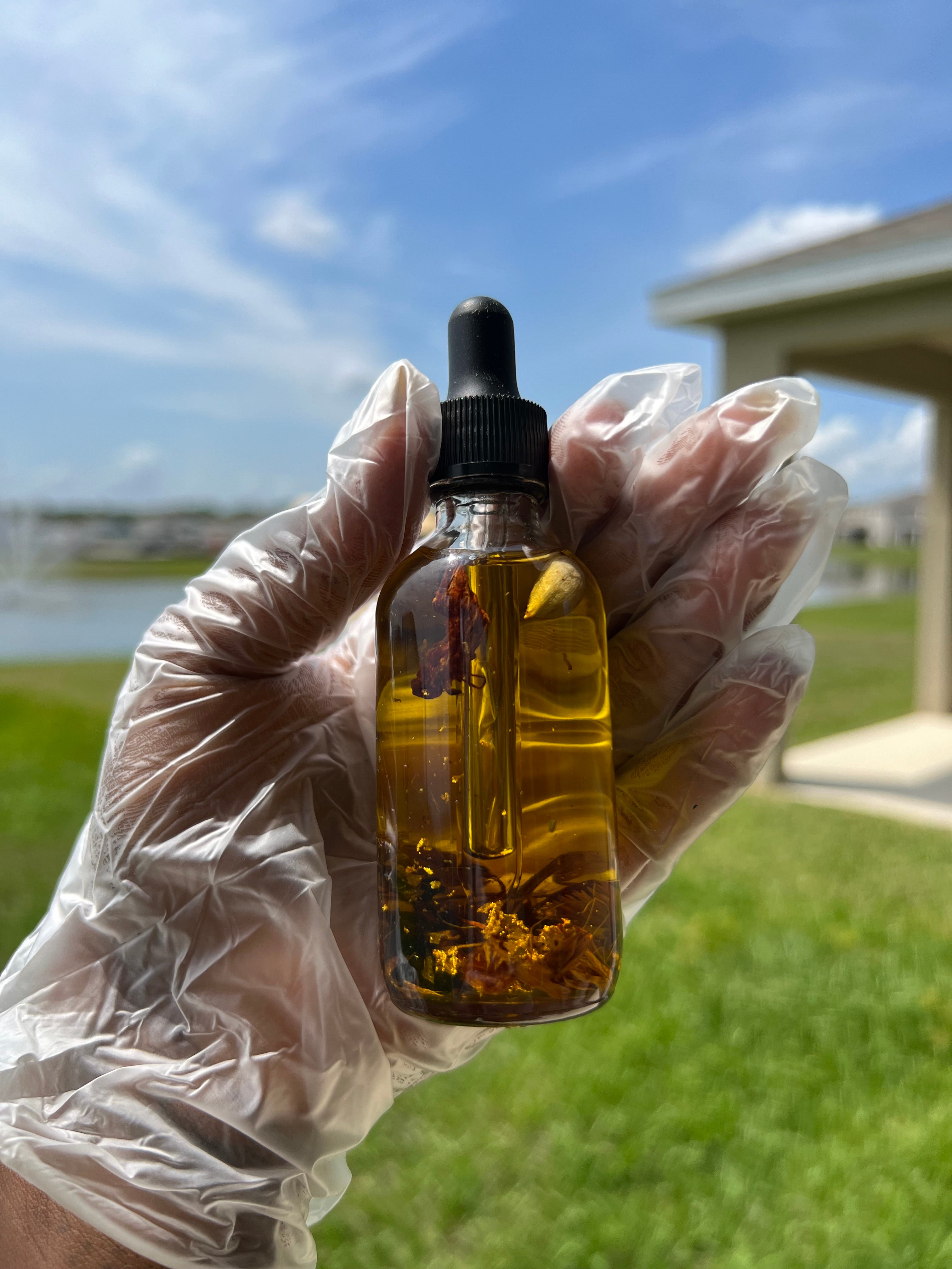 Golden Growth Hair Oil - Handmade Nourishing Moisturizer for Smooth & Hydrated Scalp - 2oz Bottle for Healthy Hair Care Routine