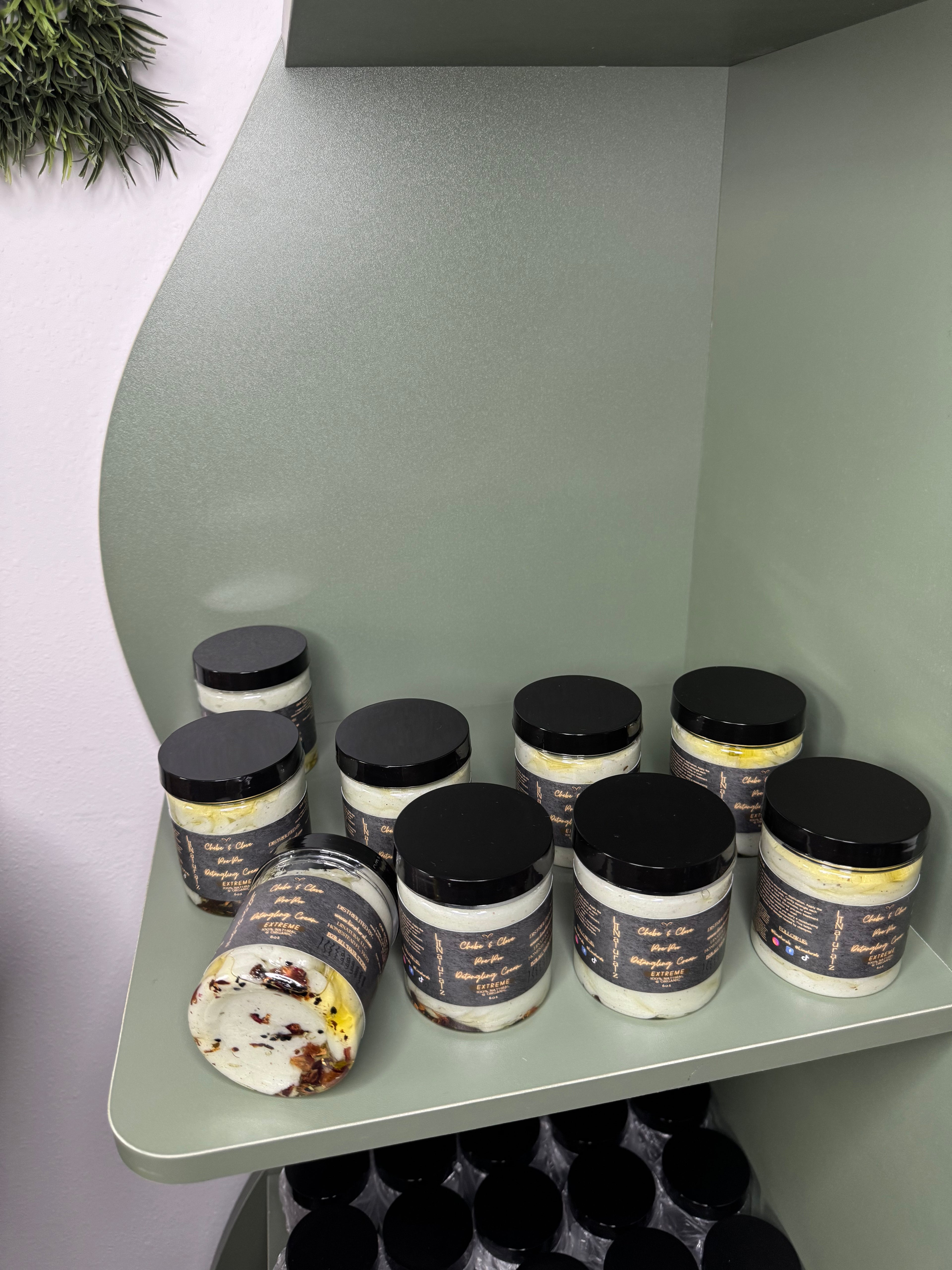 Golden Growth Chebe & Clove Pre-Poo Detangling Cream 6oz Haircare Moisturizer Before Shampoo Hair Treatment Mask Hydrating Repair for Type 4 Hair Moisture Daily