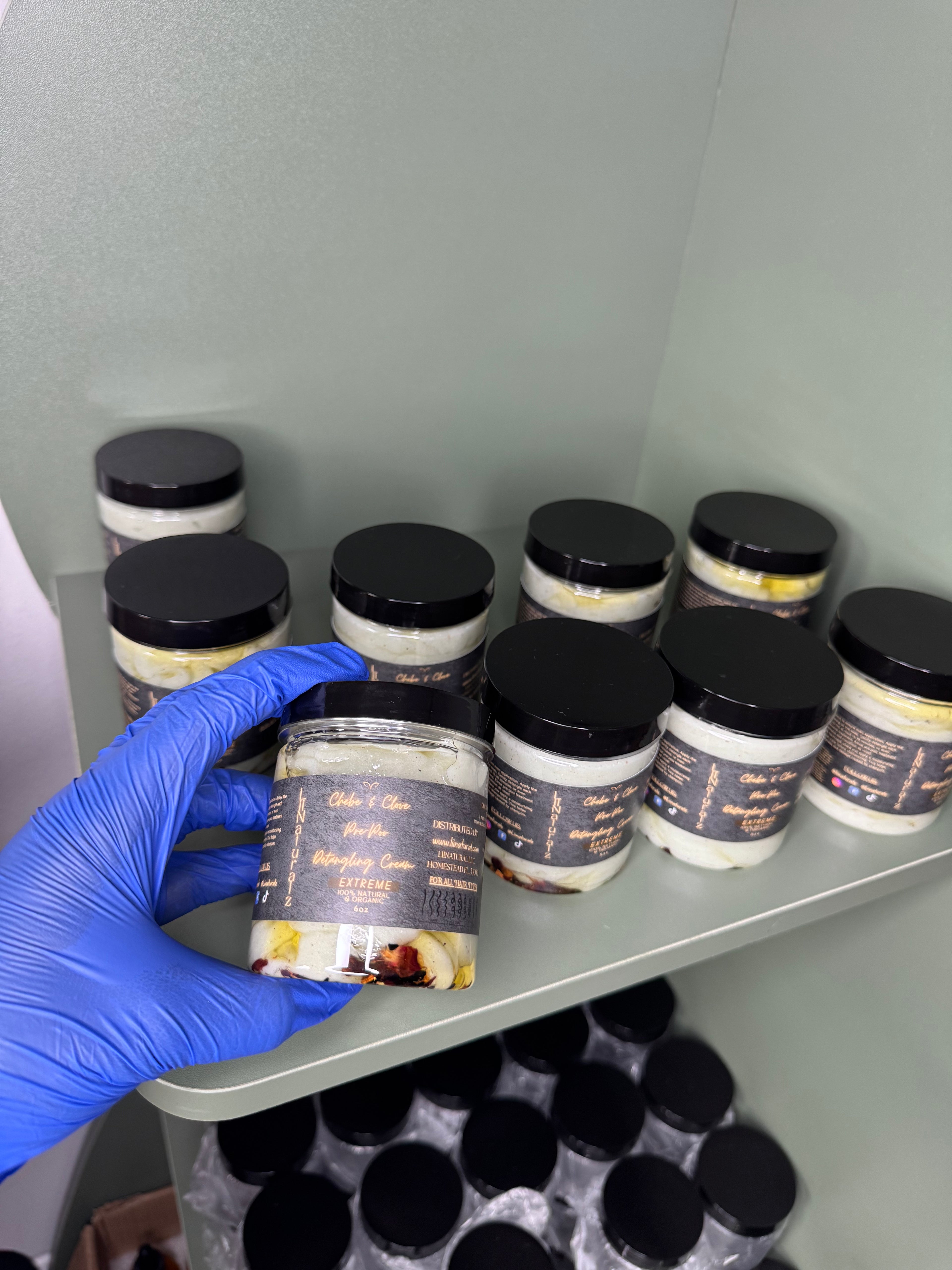 Golden Growth Chebe & Clove Pre-Poo Detangling Cream 6oz Haircare Moisturizer Before Shampoo Hair Treatment Mask Hydrating Repair for Type 4 Hair Moisture Daily